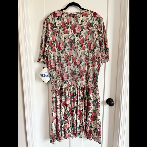 SOLD Vintage Cottagecore Floral Short Sleeve Dress Tags Attached - Picture 3 of 15